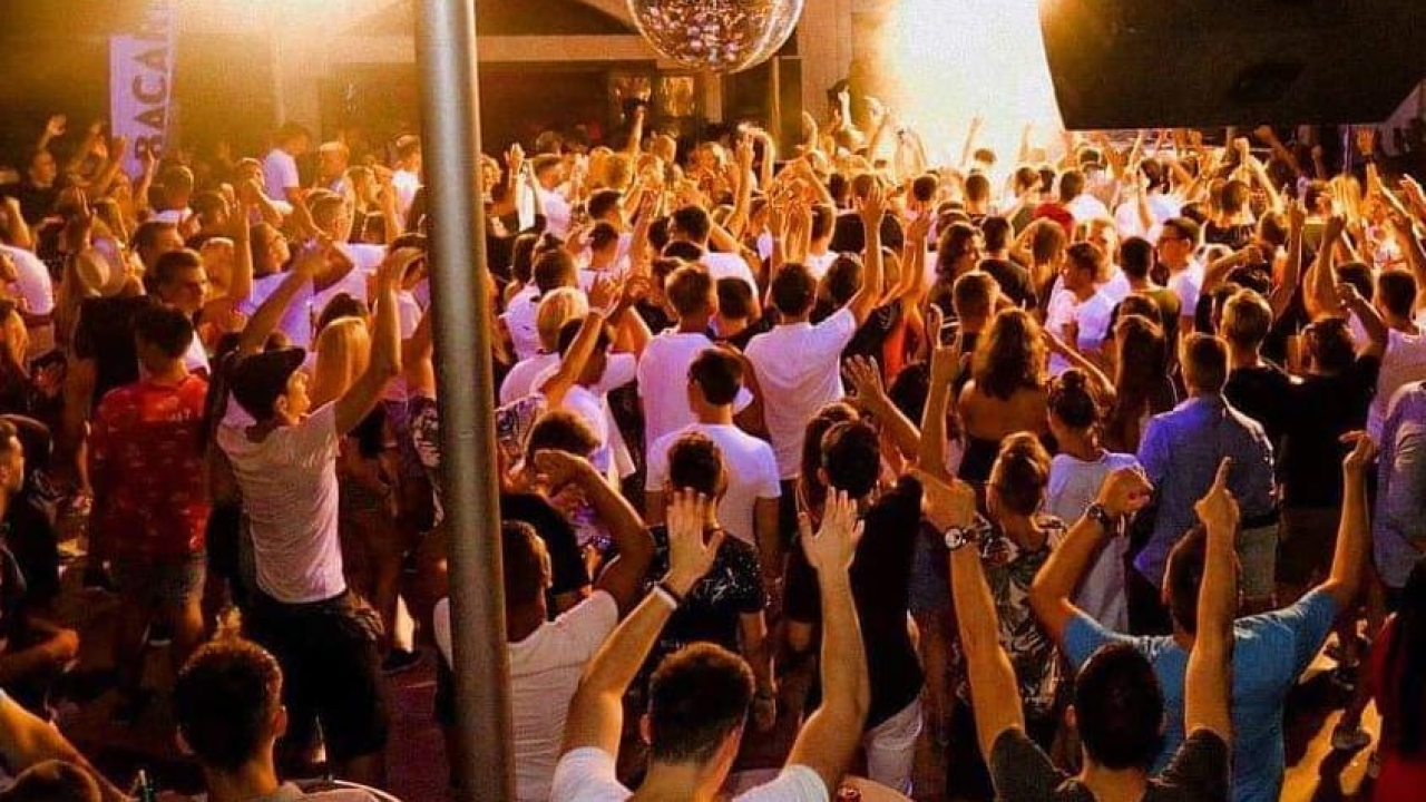 Dočekajte Uskrs u Aurori uz Magazin!