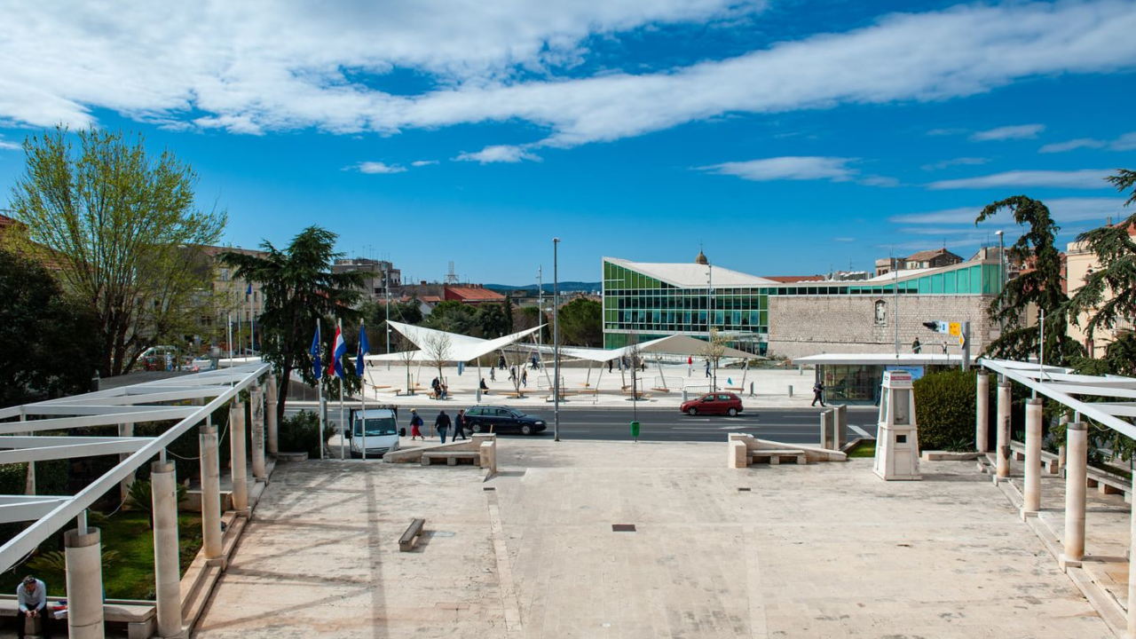 U šibenskoj knjižnici predstavljanje knjige 'Jadrija naše mladosti: 100 godina kupališta Jadrija'