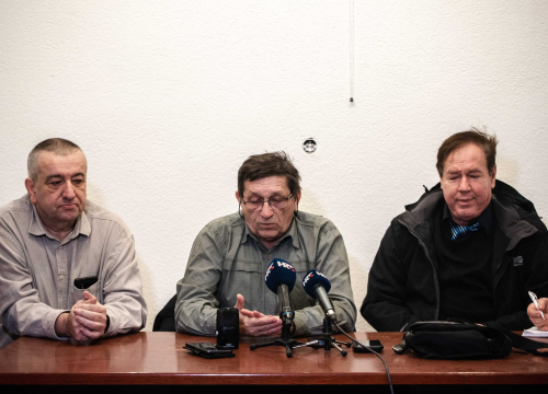 Fotografija 2 - Novi sindikat i bivše radnice poručuju: Tražimo od Vlade donošenje 'Lex Revije'