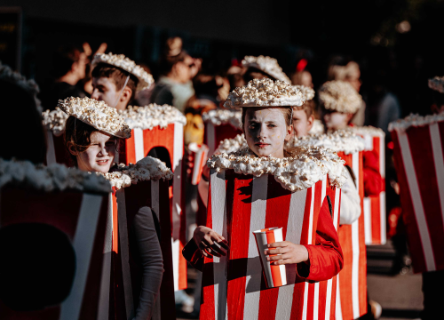 Fotografija 22 - Maškarana povorka prošla kroz grad (1. dio): Najbolja maska Lego, najprovokativnija Oko sokolovo