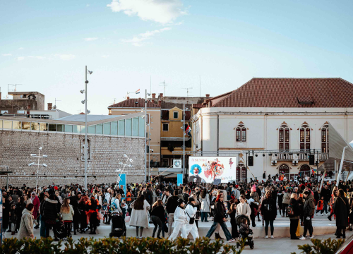 Fotografija 38 - Maškarana povorka prošla kroz grad (2. dio): Najbolja maska Lego, najprovokativnija Oko sokolovo