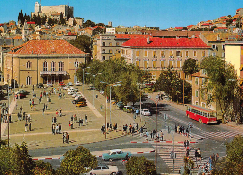 Šibenski leksikon:  U zlatno doba điravanja stotine naših judi điravale Pojanon, Kalelargon i  cilon rivon