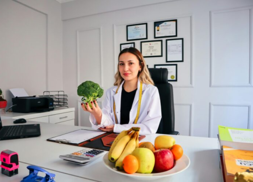 Biokemičarka i nutricionistkinja otkrivaju kojim redoslijedom treba jesti hranu, a nitko to ne radi