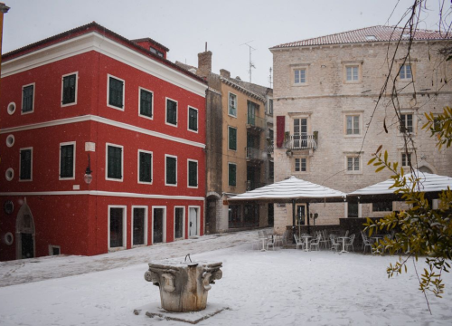 Fotografija 12 - Ovako je Šibenik izgledao na današnji dan 2018. godine, danas je 19 stupnjeva više