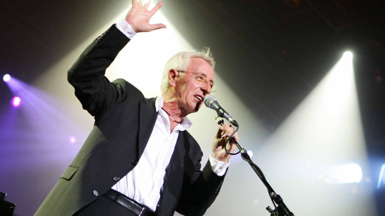 Objavljen spot za Oliverovu pjesmu 'Ne mogu ti reći' u kojem glumi njegov unuk Toni