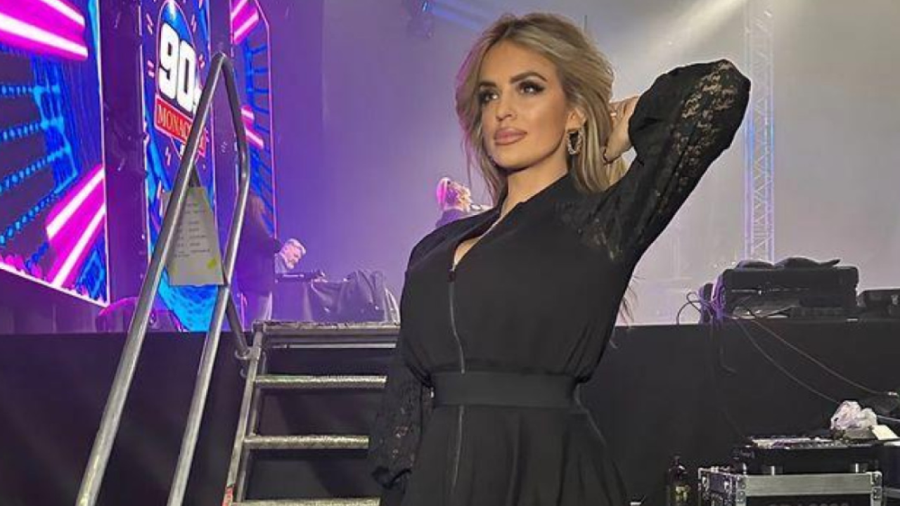 Pjevačica grupe Colonia udala se u šestom mjesecu trudnoće