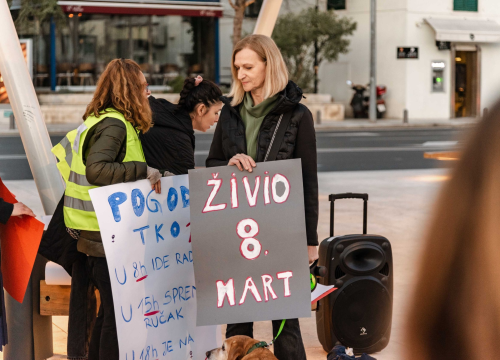 Fotografija 14 - Ništa cvijeće i bombonijere: Šibenčanke, uz pokojeg Šibenčana, proslavile Dan žena na drugačiji način