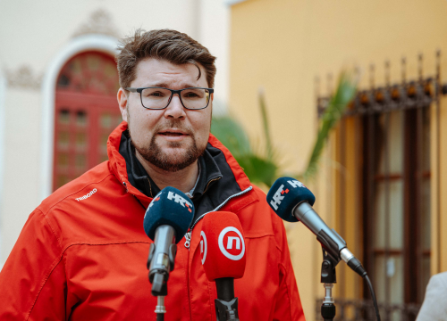 Fotografija 5 - Restović i Grbin: 'Jučer je bio 234. put da HDZ obećava brzu cestu Knin-Drniš-Šibenik'