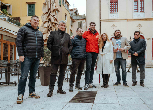 Fotografija 8 - Restović i Grbin: 'Jučer je bio 234. put da HDZ obećava brzu cestu Knin-Drniš-Šibenik'