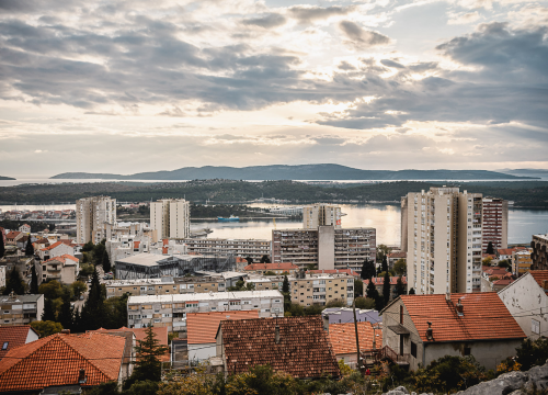 EU uvodi nova pravila za zgrade. Usvojene mjere za smanjenje potrošnje energije
