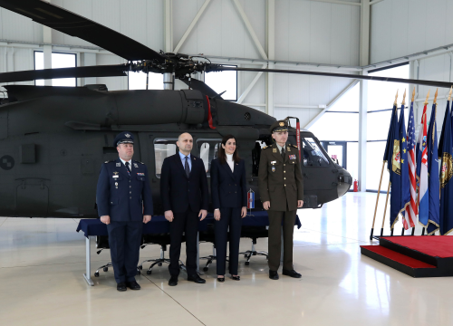 Potpisan ugovor za nabavu osam Black Hawk helikoptera