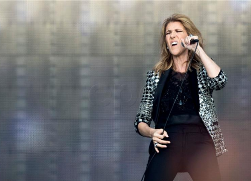 Unatoč bolesti, Celine Dion i dalje se želi vratiti na pozornicu