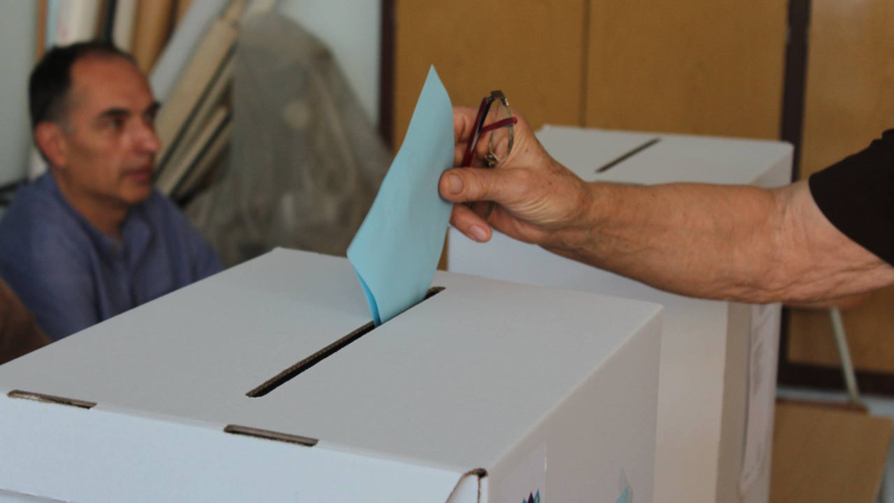 U DIP stigla prva kandidatura za parlamentarne izbore