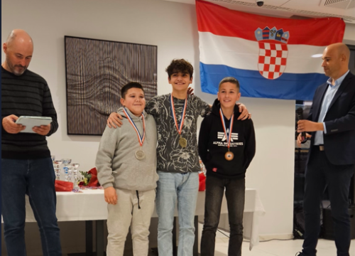 Fotografija 6 - AK Skradin pojedinačno i ekipno uspješan u karting natjecanjima 2023. godine zahvaljujući najmlađima