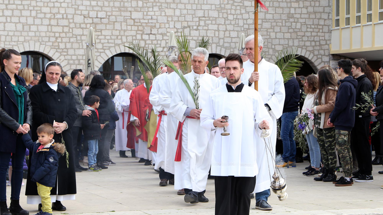 Danas je Cvjetnica, znate li što danas slavimo i koji su običaji?