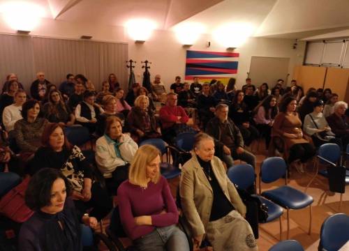 Fotografija 3 - U knjižnici obilježen Svjetski dan poezije