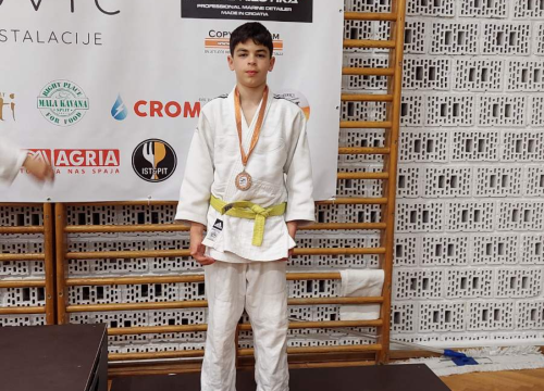 Fotografija 9 - Članovi Judo kluba Šibenik na turniru Kup Marjana osvojili jednu zlatnu i tri brončane medalje