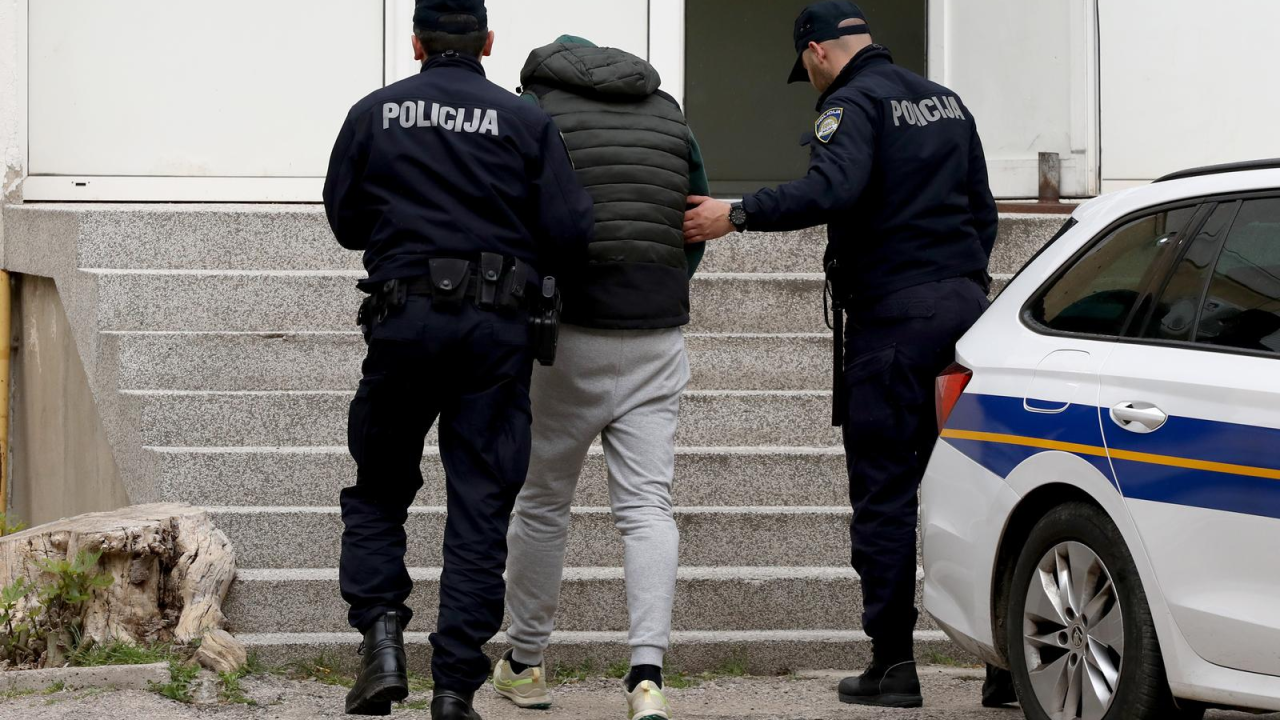 Istražni zatvor dvojici osumnjičenika za ubojstvo u Crnici: 'Udarali ga po tijelu i glavi'