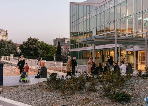 U šibenskoj knjižnici predstavljanje knjige 'Mjesečeva sestra' i otvorenje izložbe 'Evo mene grade moj'