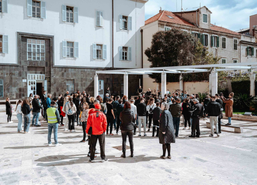 Fotografija 5 - Prosvjed za profesora Tonija Skelina: 'Doživio je ogromnu nepravdu, svi smo u stanju šoka'