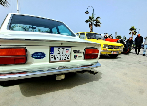 Uskršnji doručak u Rogoznici uveličali i oldtimeri