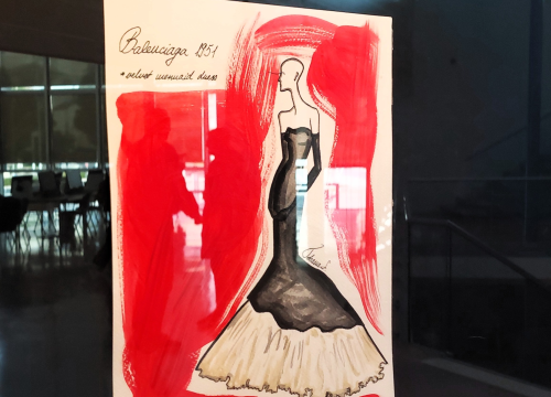 Fotografija 6 - U knjižnici otvorena izložba modnih crteža košarkašice Šibenika Tihane Stojsavljević