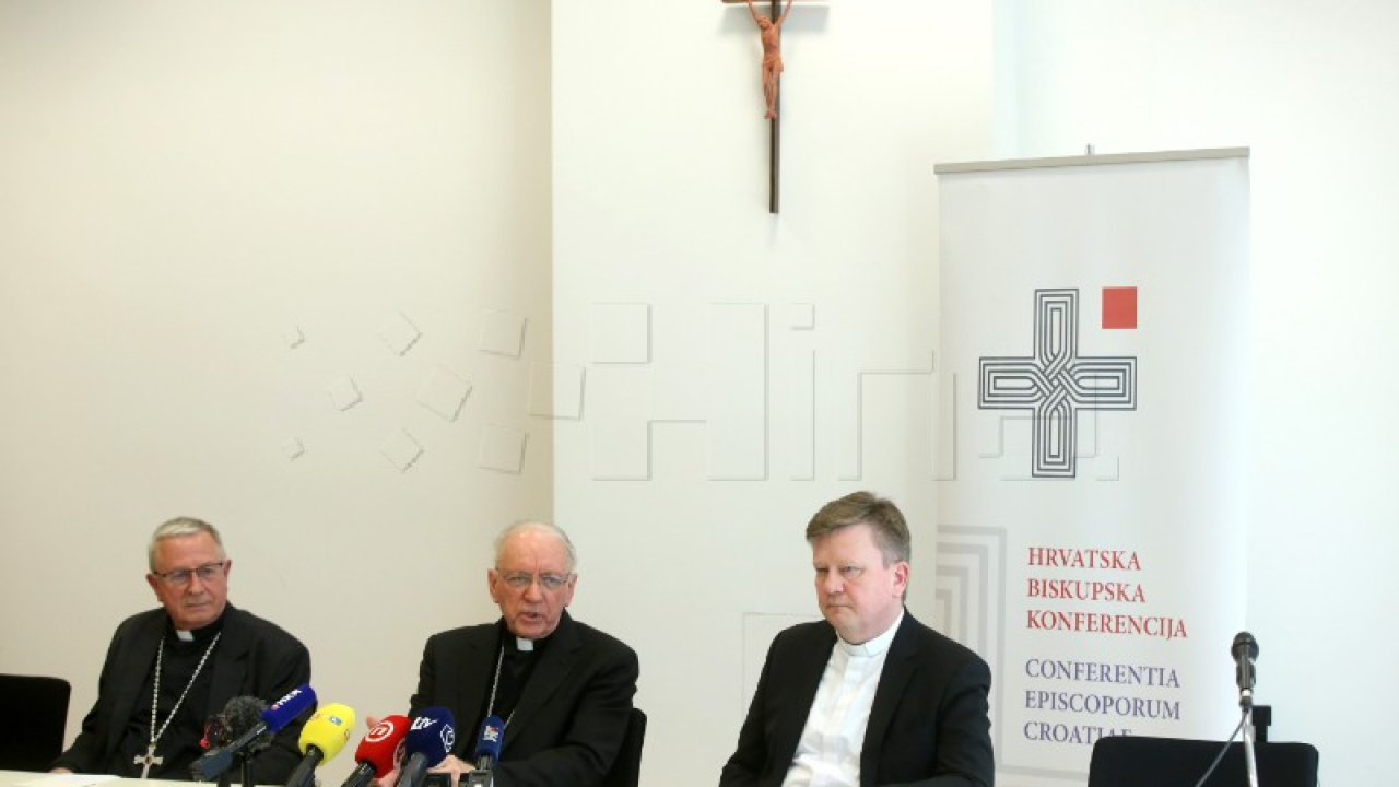 Hrvatski biskupi raspravljali o obljetnicama, kocki, stranim radnicima i školstvu