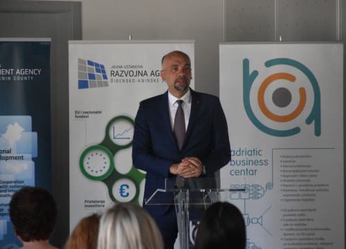 Fotografija 3 - U Šibeniku osnovana Zajednica kulturno-umjetničkih udruga