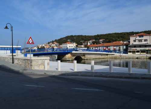 Općina Tisno osigurat će sredstva za kupnju školskih radnih materijala