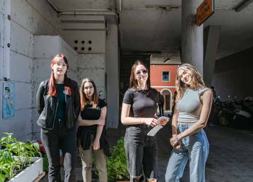 Fotografija 3 - Još sutra će učenici Srednje strukovne škole u Šibeniku prodavati sadnice začinskog bilja i povrća