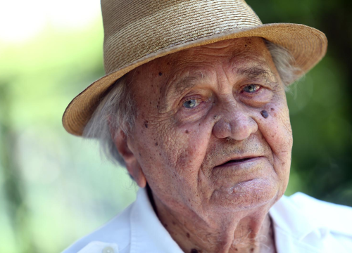 U 104. godini preminuo Josip Manolić