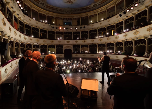 Fotografija 7 - Klapa Sebenico u HNK Šibenik održala koncert za pamćenje: 'Predivna večer i to u našem gradu'