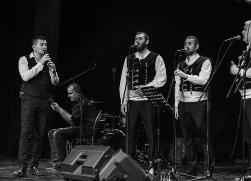 Fotografija 6 - Klapa Sebenico u HNK Šibenik održala koncert za pamćenje: 'Predivna večer i to u našem gradu'