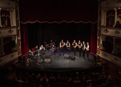 Fotografija 5 - Klapa Sebenico u HNK Šibenik održala koncert za pamćenje: 'Predivna večer i to u našem gradu'
