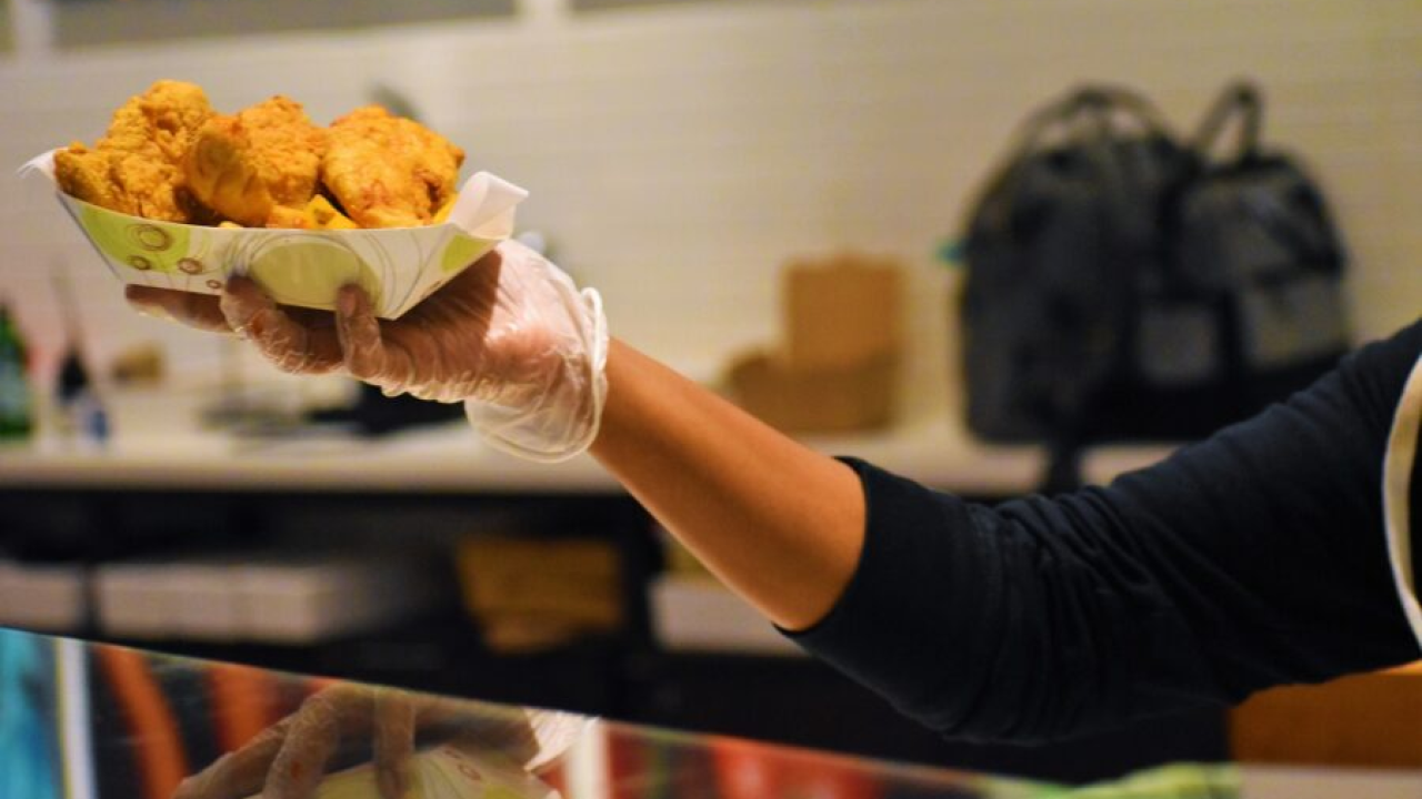 Raste broj zaposlenih, pogledajte koji sektori ih imaju najviše