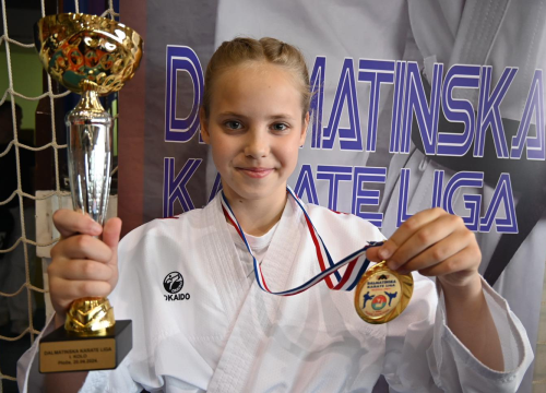 Fotografija 27 - Borci KK 'Okit' Vodice iz Ploča se vratili sa 17 zlata, 9 srebra i 4 bronce