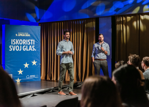 Fotografija 24 - Na radionici 'Dalmatinski đir, europska priča' u Arsenu mladi se pripremali za EU izbore