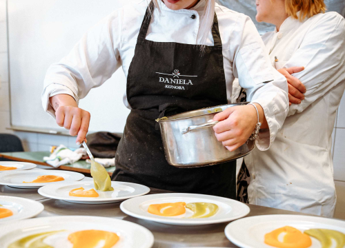 Fotografija 14 - Ručak su nam skuhali korisnici 'Kamenčića' i učenici turističke škole, bilo je odlično