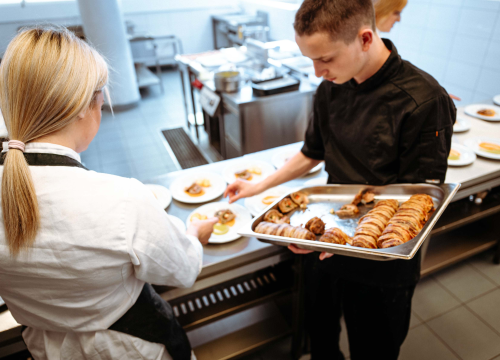 Fotografija 18 - Ručak su nam skuhali korisnici 'Kamenčića' i učenici turističke škole, bilo je odlično
