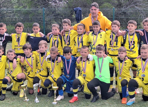 Fotografija 2 - Djeca iz ŠN Joso Bego sudjelovala na turniru 'Male nade'