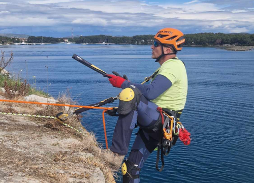 Fotografija 8 - Tvrđava sv. Nikole se priprema za sezonu: Njene zidine očišćene od raslinja, trave...