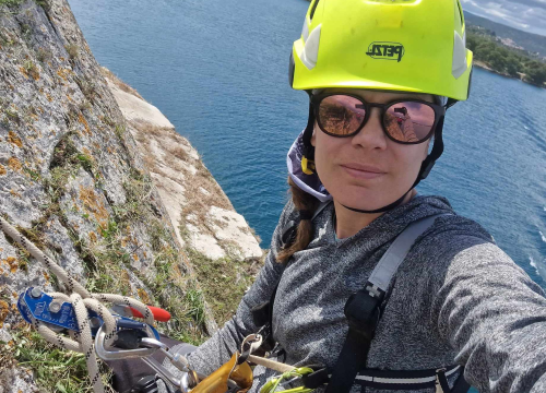 Fotografija 3 - Tvrđava sv. Nikole se priprema za sezonu: Njene zidine očišćene od raslinja, trave...