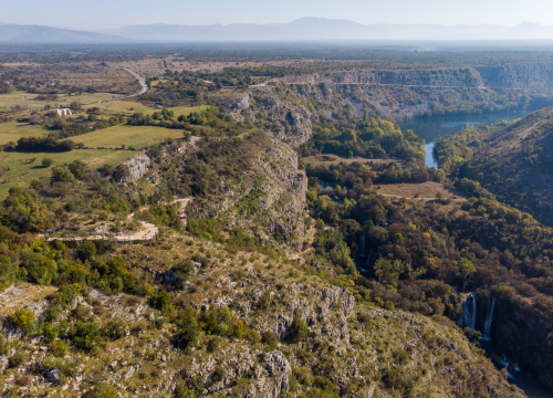 Fotografija 4 - Međunarodni praznik rada u NP 'Krka': Podjela sadnica i besplatan ulaz u Park