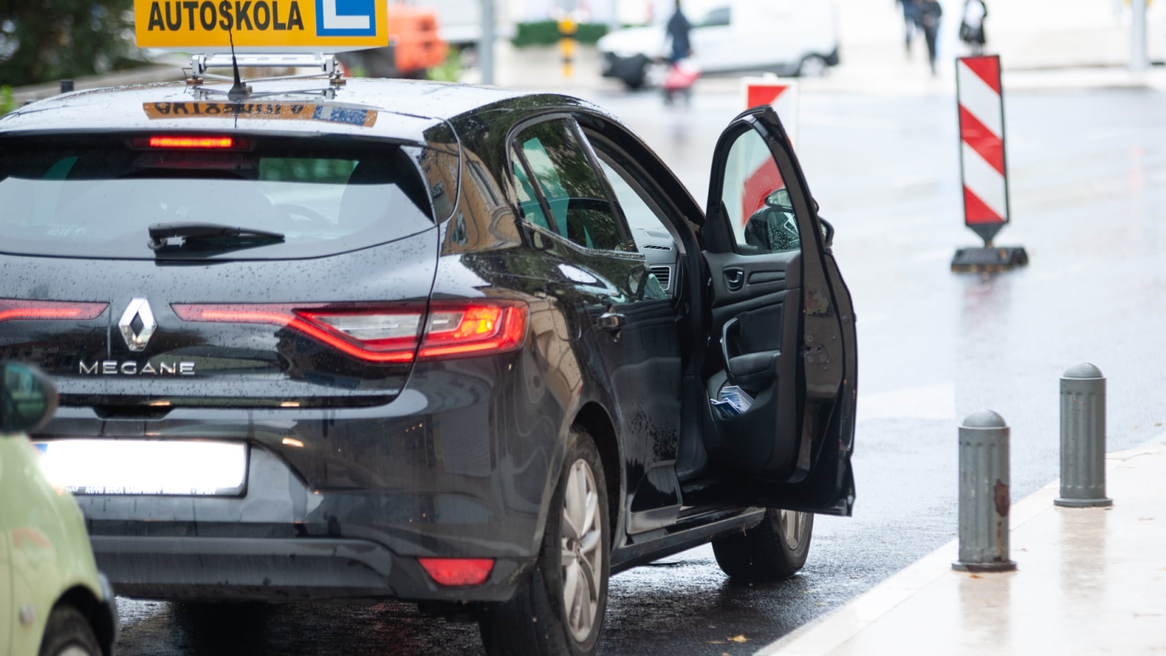 Bolji od ostatka zemlje: 62 posto Kninjana iz prve položi završni ispit vožnje u autoškoli