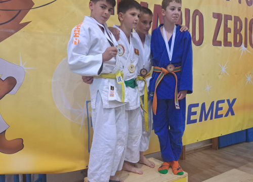 Fotografija 6 - Članovi Judo kluba Šibenik na turniru u Kaštel Sućurcu osvojili četiri medalje
