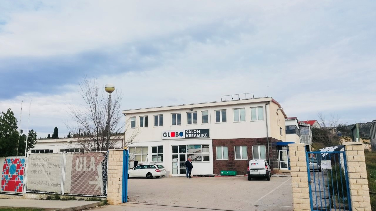 Iznajmljuje se atraktivan uredski prostor u Šibeniku!