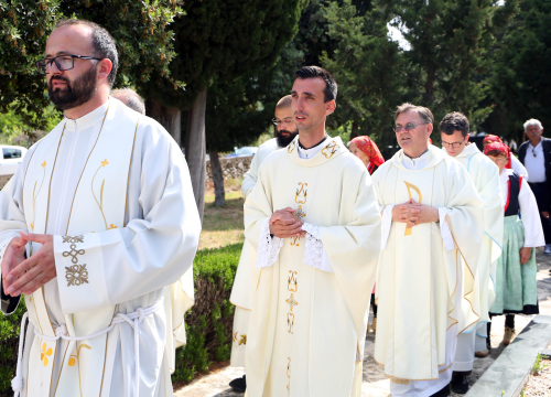 Fotografija 2 - U Grebaštici proslavljeno Uzašašće Gospodinovo