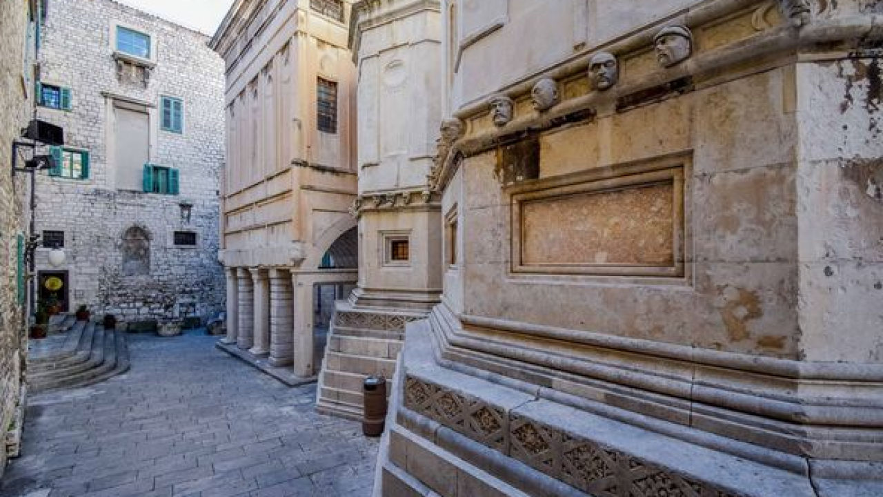 Ljekarna Šibenik osnovana je prije 60 godina, u povodu toga pripremili zanimljiv program