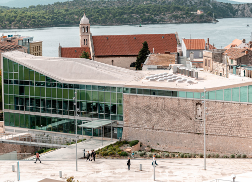 Utorak u knjižnici 4. mediteranski poljoprivredni forum AGROMED na temu agrosolara