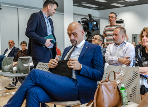 Fotografija 9 - Tijat je i dalje glavna tema, a doznali smo i da će nova liječnica u Murteru biti Ukrajinka